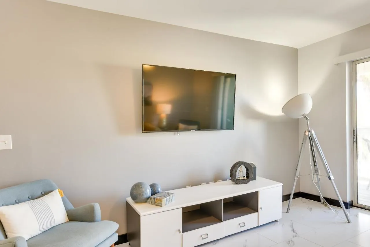 Modern Destin Condo Walk To Golf Course And Beach! Apartment