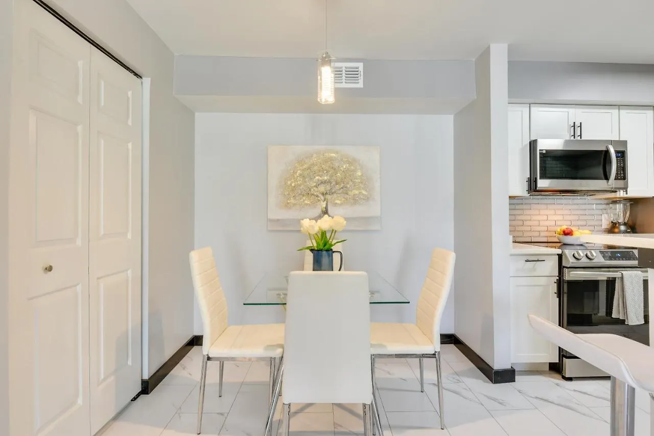 Apartment Modern Destin Condo Walk To Golf Course And Beach! United States