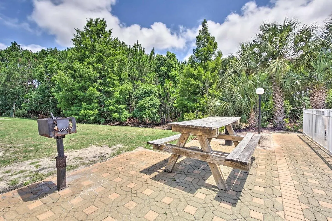 Modern Destin Condo Walk To Golf Course And Beach! United States